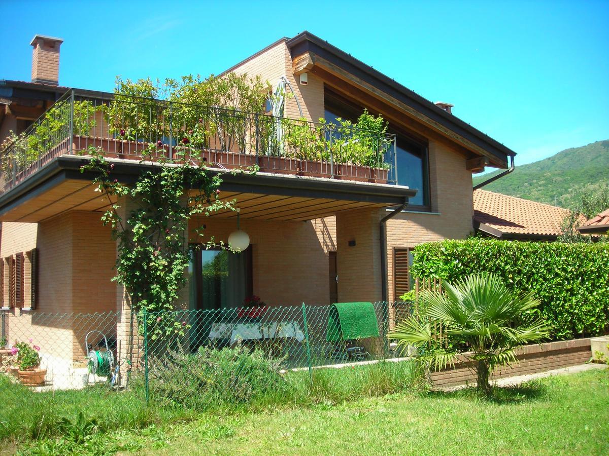 La Folaga Bed & Breakfast Gavirate Exterior photo